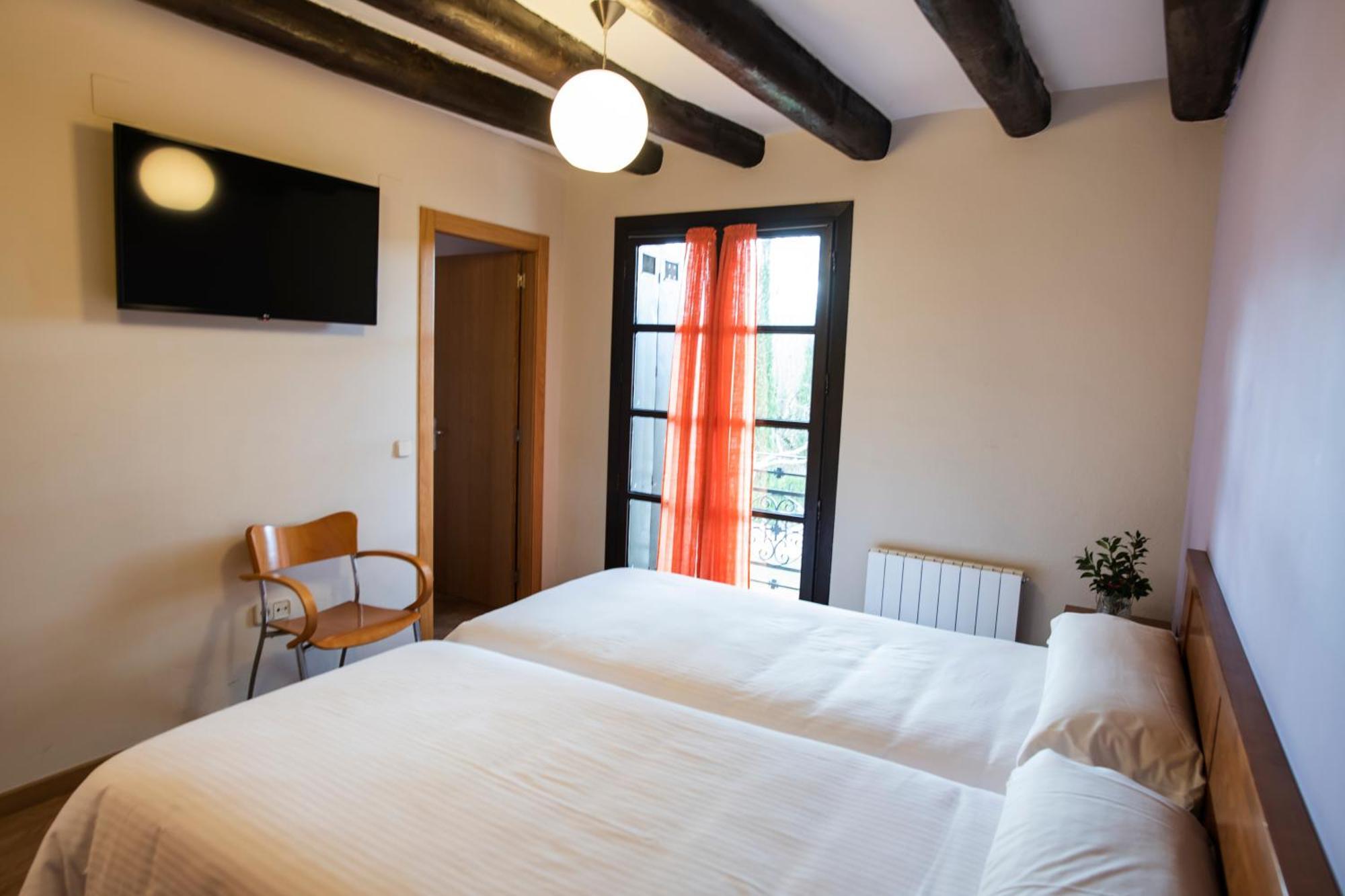 Camping & Bungalows Ligueerre De Cinca Bagian luar foto
