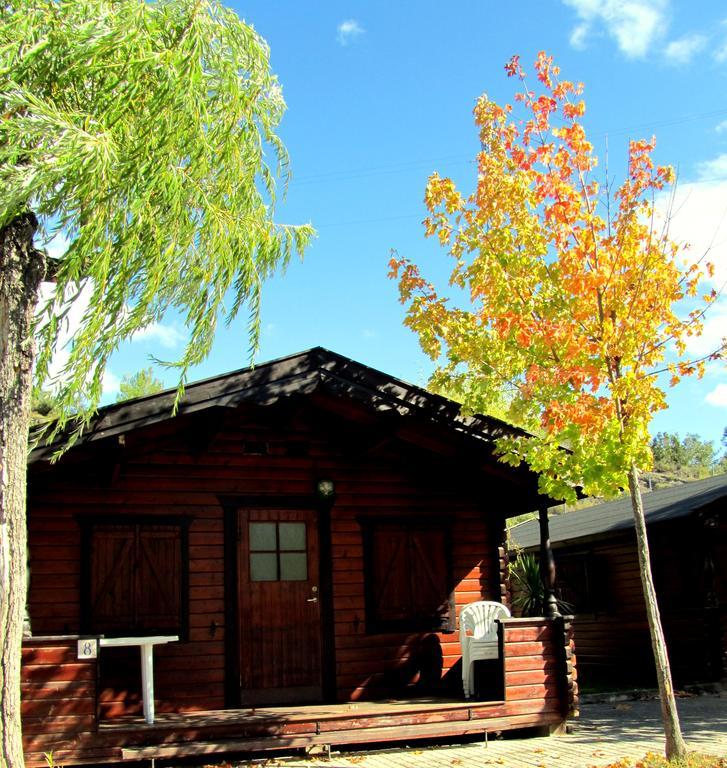 Camping & Bungalows Ligueerre De Cinca Bagian luar foto