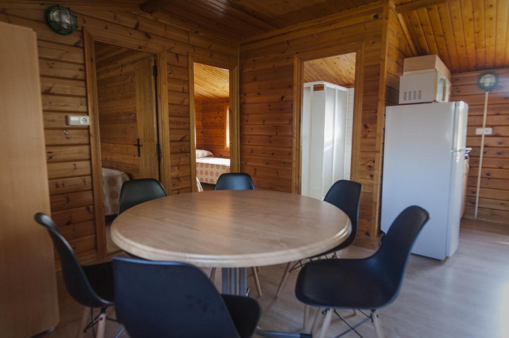 Camping & Bungalows Ligueerre De Cinca Bagian luar foto