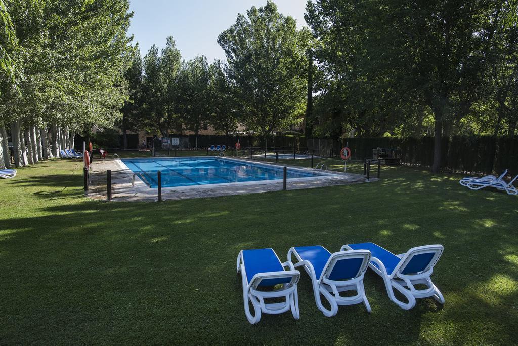 Camping & Bungalows Ligueerre De Cinca Bagian luar foto