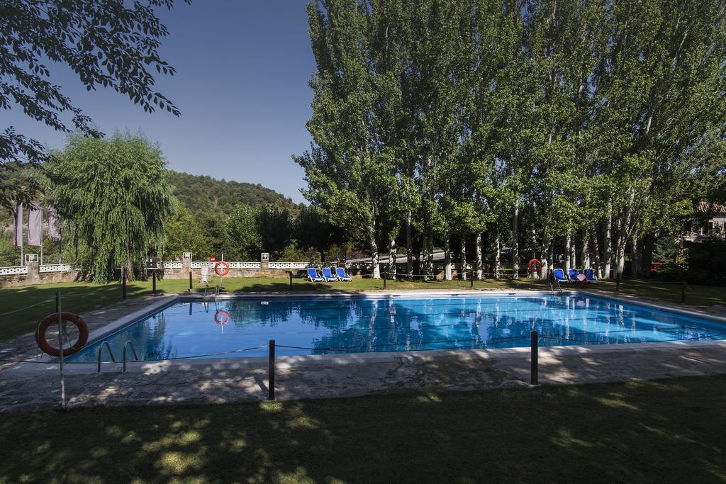 Camping & Bungalows Ligueerre De Cinca Bagian luar foto
